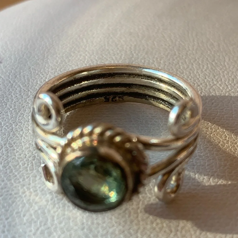 VINTAGE MINT GREEN QUARTZ RING 925 Sterling Silver